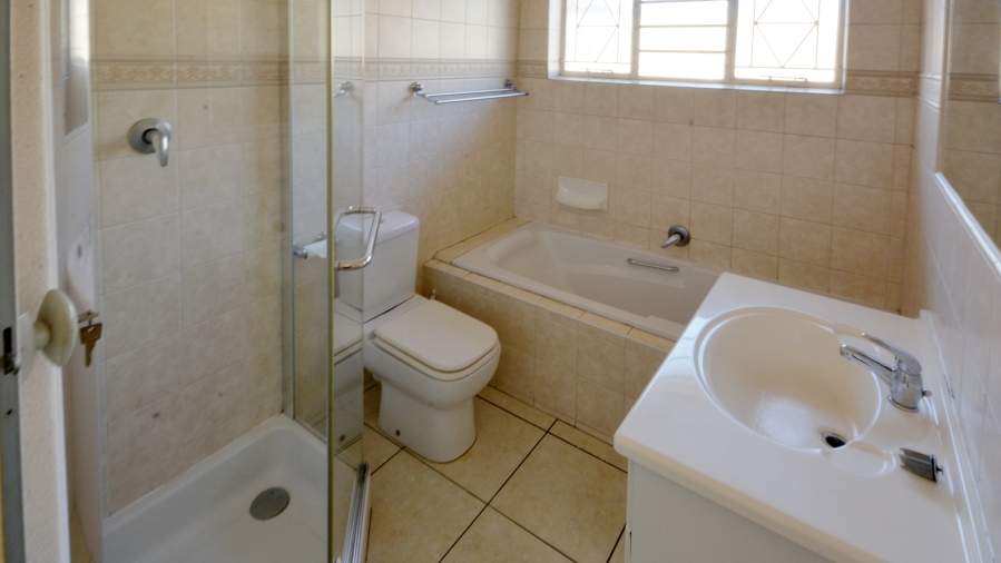 To Let 3 Bedroom Property for Rent in Edleen Gauteng