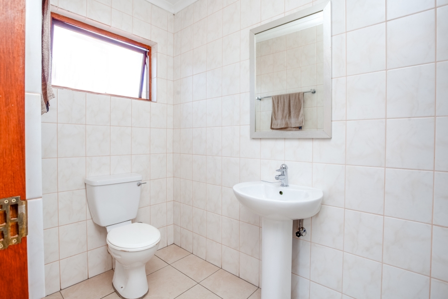 To Let 3 Bedroom Property for Rent in Allens Nek Gauteng