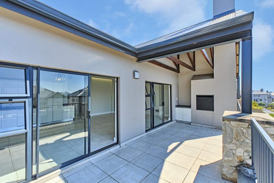 To Let 2 Bedroom Property for Rent in The Polofields Gauteng
