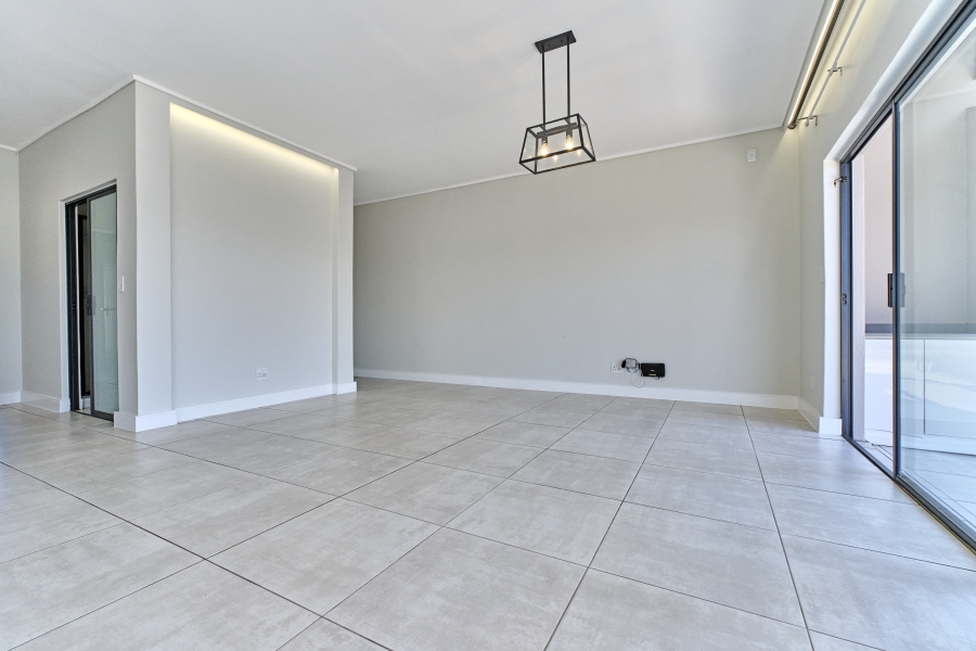 To Let 2 Bedroom Property for Rent in The Polofields Gauteng