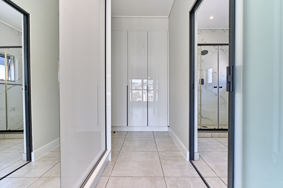 To Let 2 Bedroom Property for Rent in The Polofields Gauteng