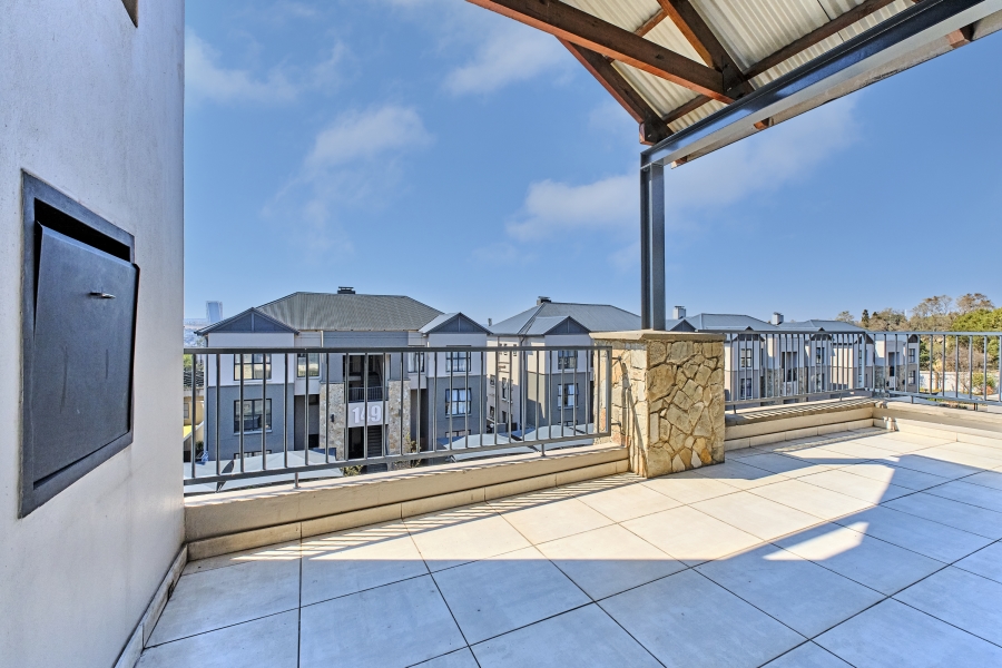 To Let 2 Bedroom Property for Rent in The Polofields Gauteng