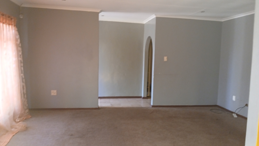 4 Bedroom Property for Sale in Glen Harvie Gauteng
