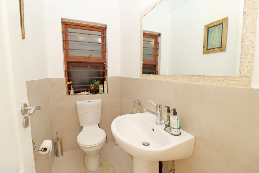 To Let 3 Bedroom Property for Rent in Oaklands Gauteng