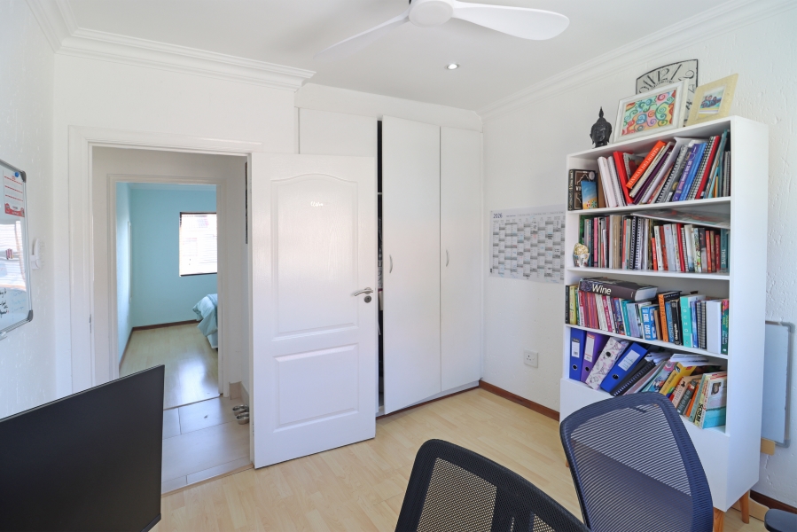 To Let 3 Bedroom Property for Rent in Oaklands Gauteng