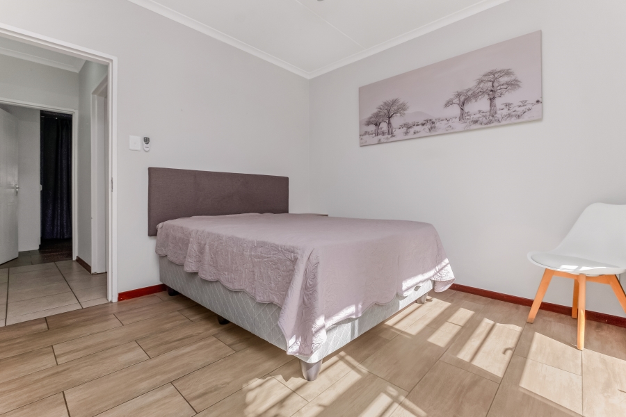 To Let 2 Bedroom Property for Rent in Paulshof Gauteng