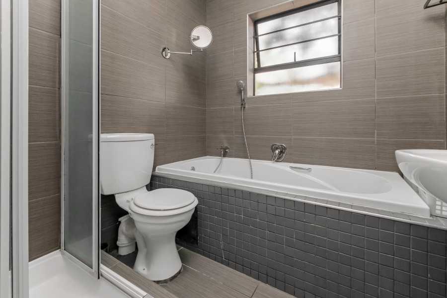 To Let 2 Bedroom Property for Rent in Paulshof Gauteng
