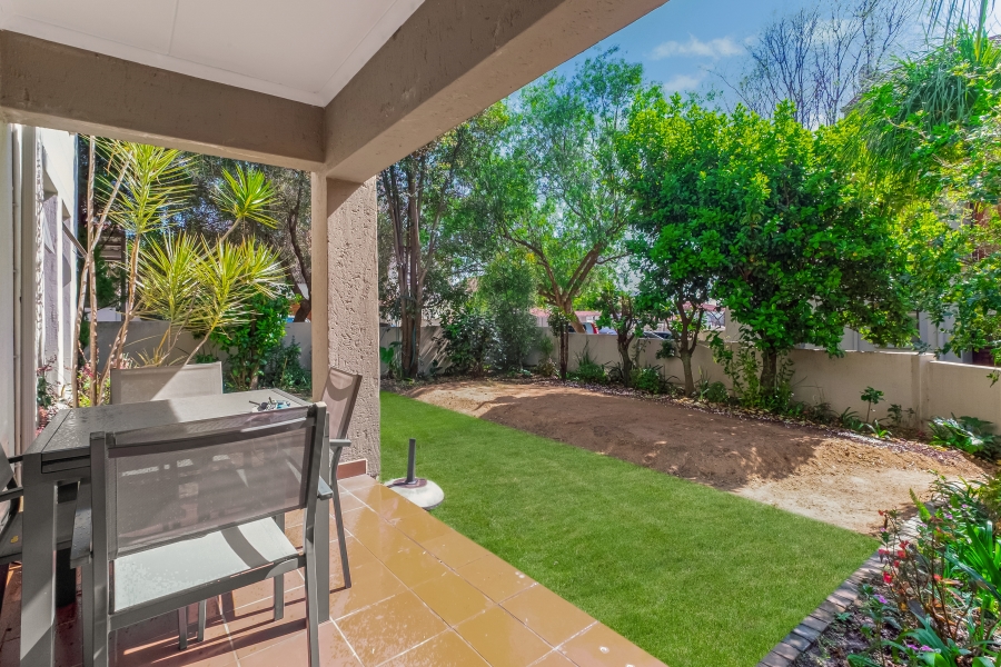 To Let 2 Bedroom Property for Rent in Paulshof Gauteng