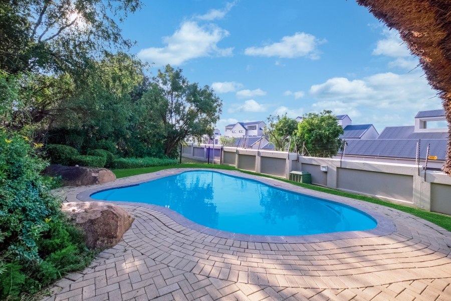 To Let 2 Bedroom Property for Rent in Paulshof Gauteng