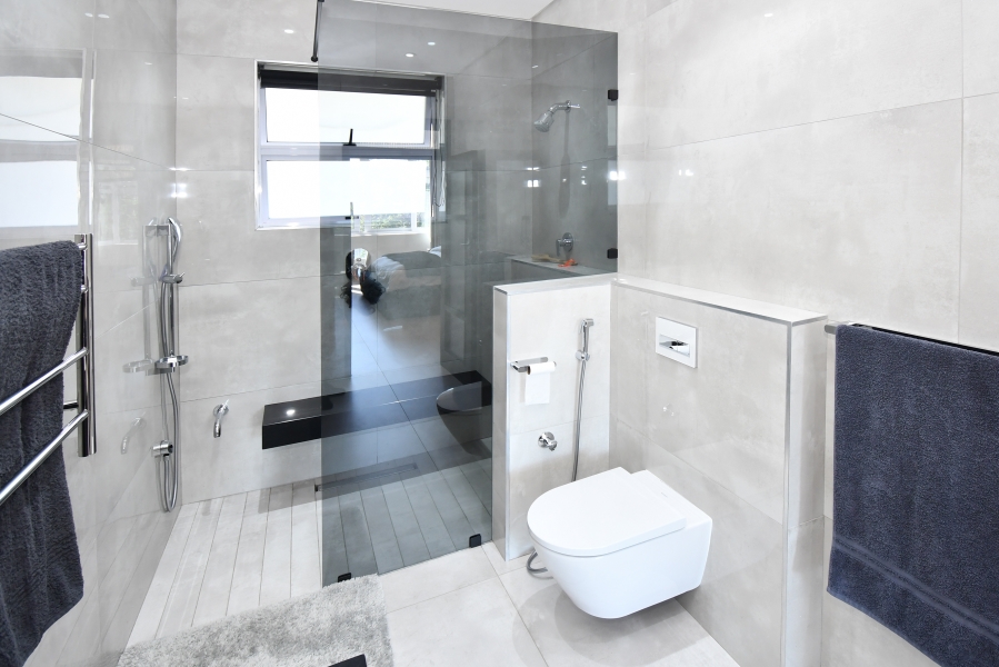 2 Bedroom Property for Sale in Illovo Gauteng