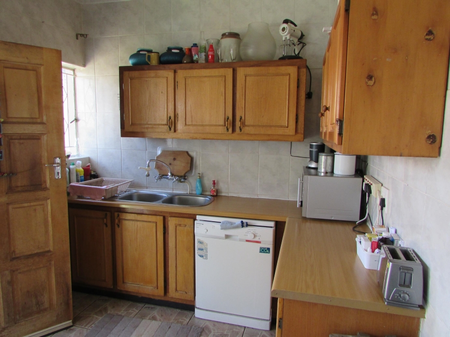 4 Bedroom Property for Sale in Greenhills Gauteng