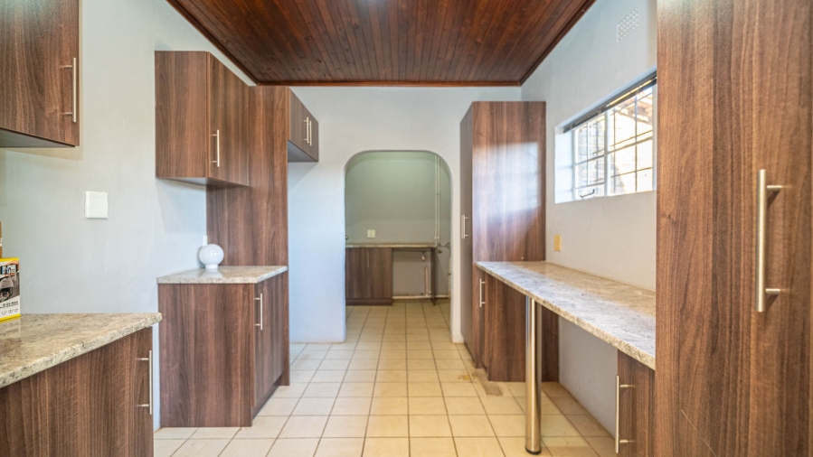 To Let 2 Bedroom Property for Rent in Lindley Gauteng