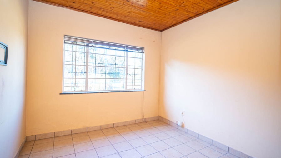 To Let 2 Bedroom Property for Rent in Lindley Gauteng