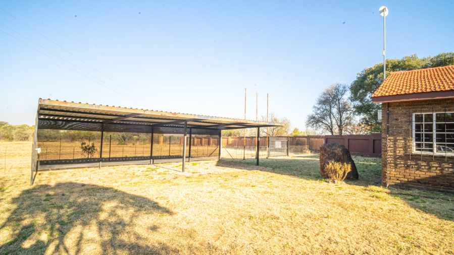 To Let 2 Bedroom Property for Rent in Lindley Gauteng