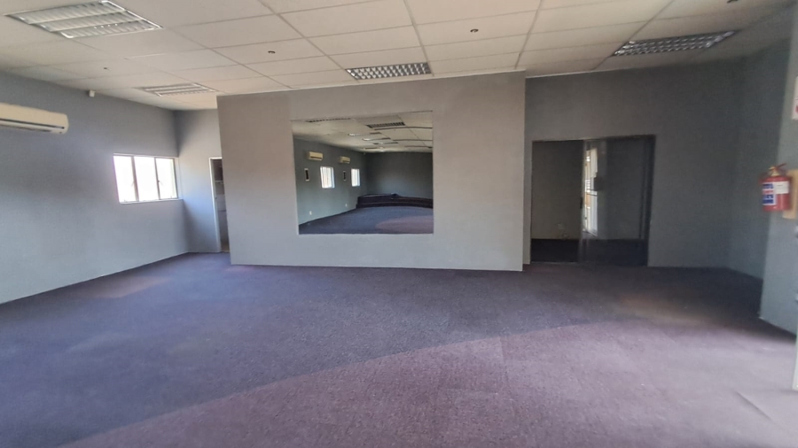 To Let Commercial Property for Rent in Pierre Van Ryneveld Gauteng