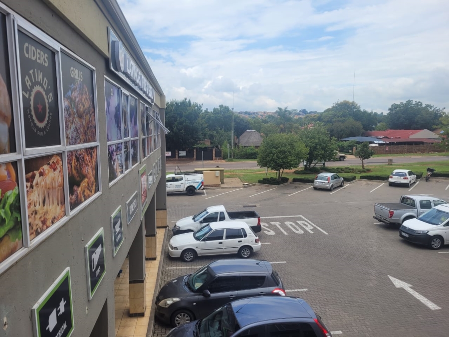 To Let Commercial Property for Rent in Pierre Van Ryneveld Gauteng
