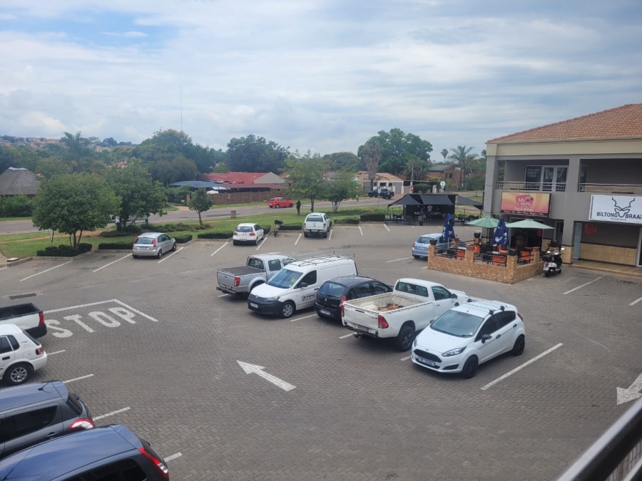 To Let Commercial Property for Rent in Pierre Van Ryneveld Gauteng