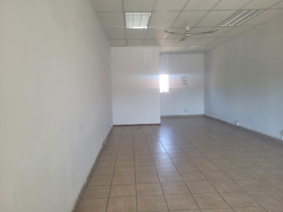 To Let Commercial Property for Rent in Pierre Van Ryneveld Gauteng