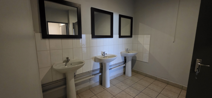 To Let Commercial Property for Rent in Corporate Park Gauteng