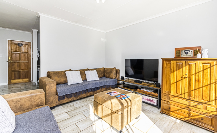 2 Bedroom Property for Sale in Hennops Park Industrial Gauteng