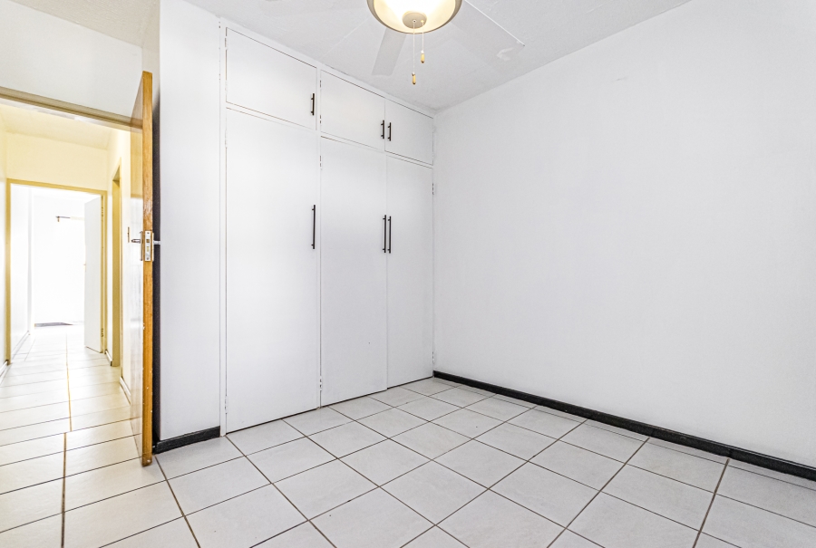 2 Bedroom Property for Sale in Lyttelton Manor Gauteng