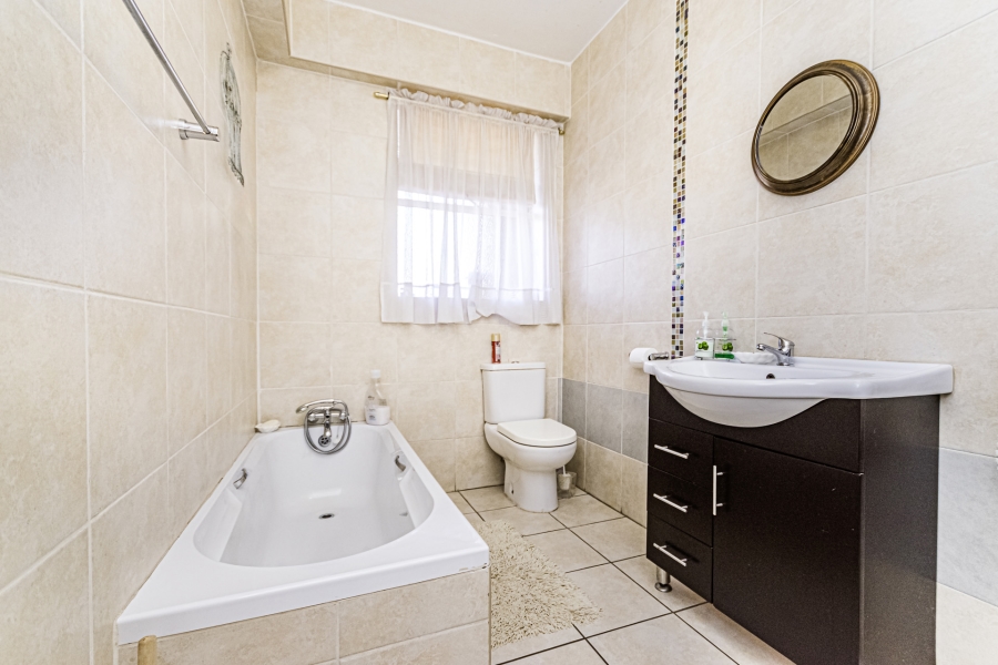 1 Bedroom Property for Sale in Florida Gauteng