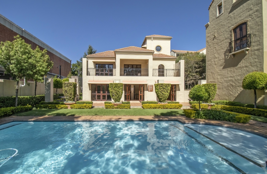 To Let 1 Bedroom Property for Rent in Douglasdale Gauteng