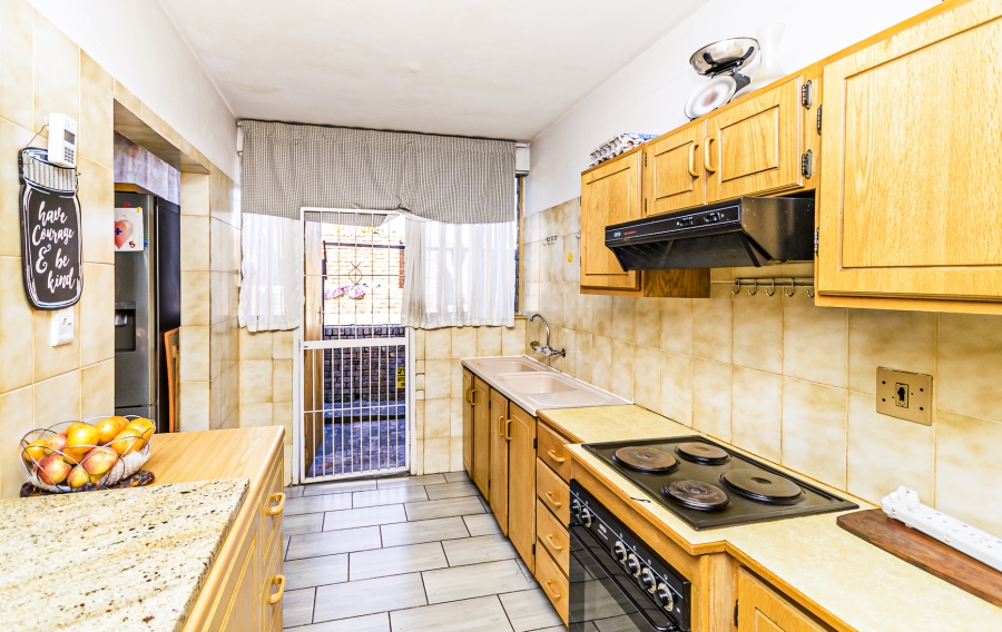 2 Bedroom Property for Sale in Lyttelton Manor Gauteng