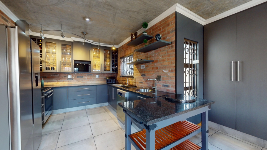 4 Bedroom Property for Sale in Comet Gauteng
