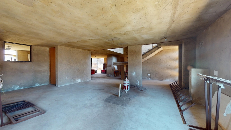 7 Bedroom Property for Sale in Klippoortje Gauteng