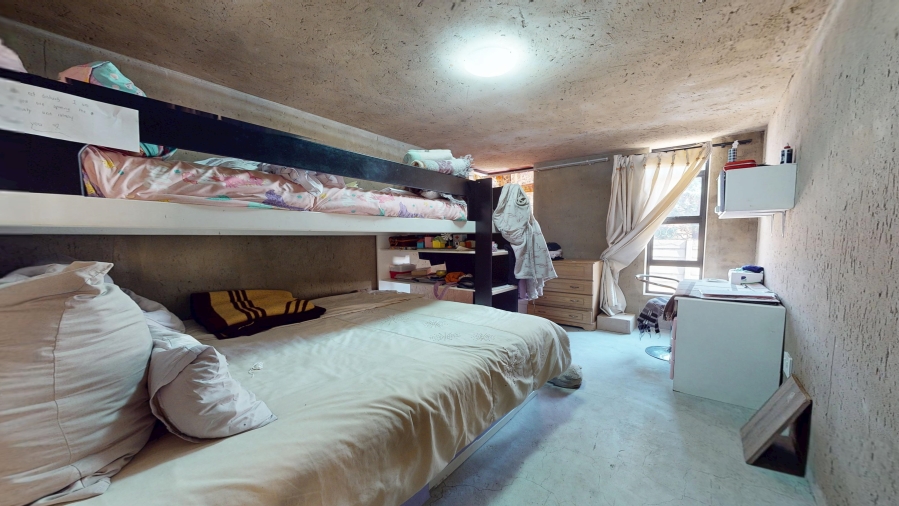 7 Bedroom Property for Sale in Klippoortje Gauteng