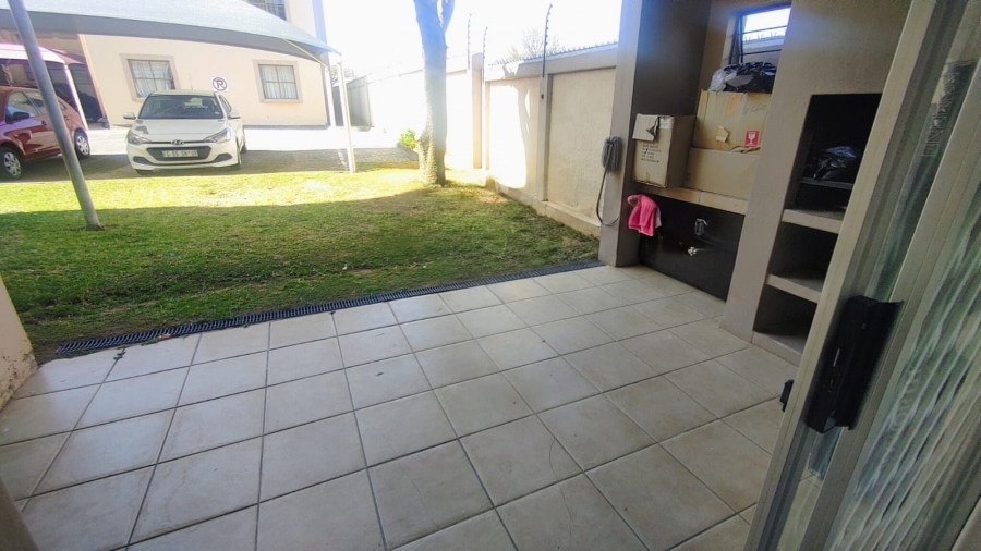 To Let 3 Bedroom Property for Rent in Sundowner Gauteng