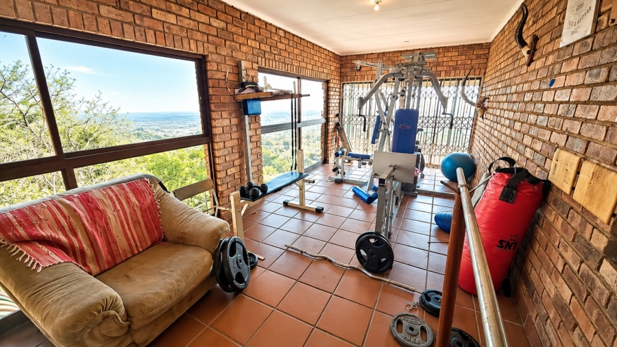 5 Bedroom Property for Sale in Villieria Gauteng