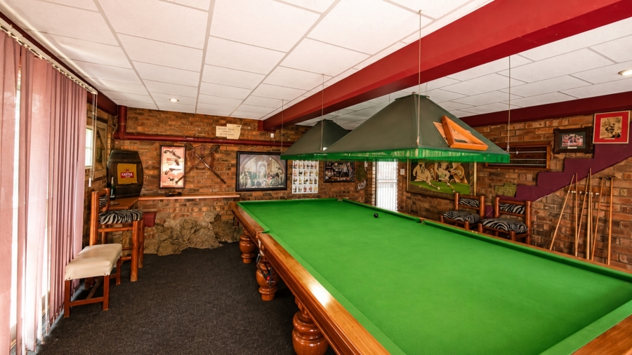 5 Bedroom Property for Sale in Villieria Gauteng
