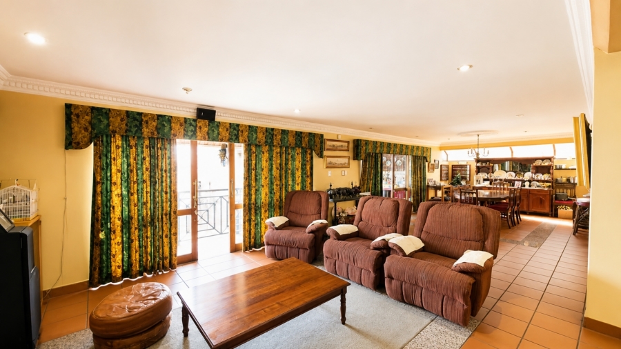 5 Bedroom Property for Sale in Villieria Gauteng