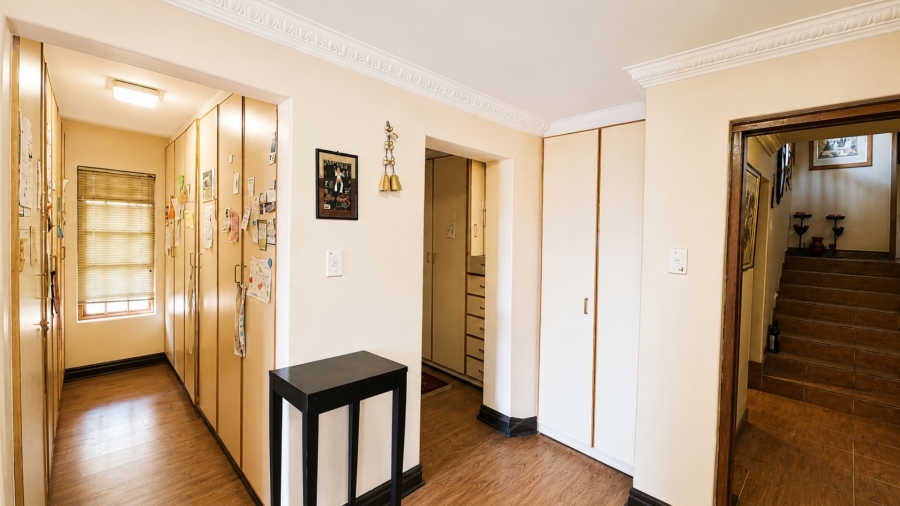 5 Bedroom Property for Sale in Villieria Gauteng