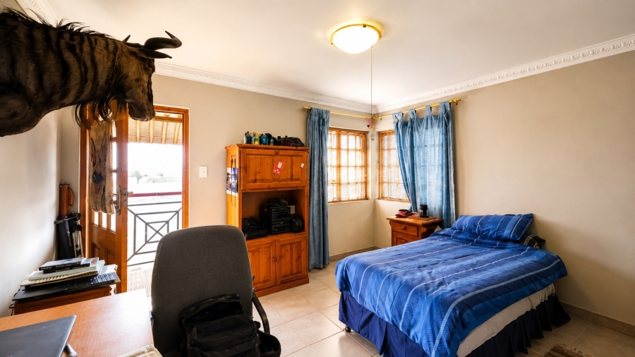 5 Bedroom Property for Sale in Villieria Gauteng