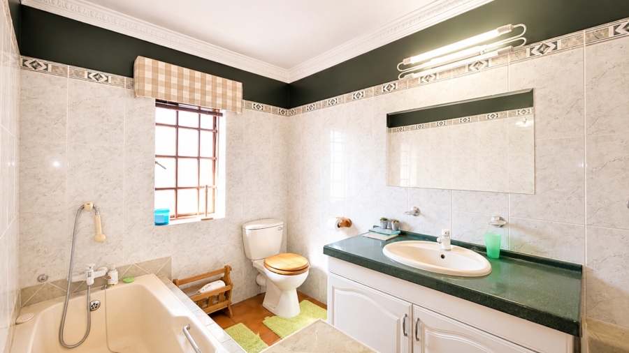 5 Bedroom Property for Sale in Villieria Gauteng
