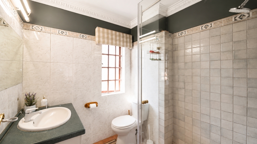 5 Bedroom Property for Sale in Villieria Gauteng