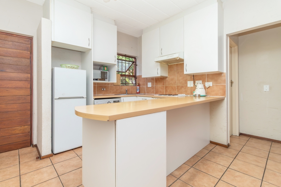 1 Bedroom Property for Sale in Sunninghill Gauteng