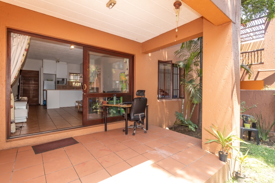 1 Bedroom Property for Sale in Sunninghill Gauteng