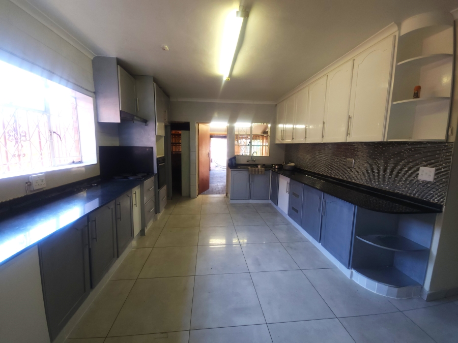 To Let 3 Bedroom Property for Rent in Kensington Gauteng