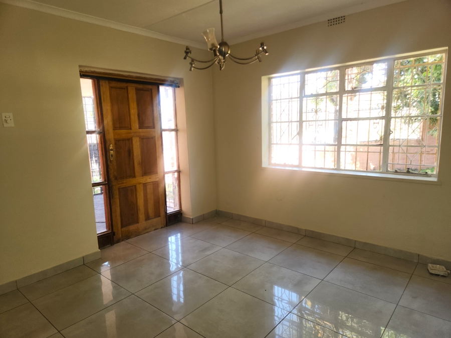 To Let 3 Bedroom Property for Rent in Kensington Gauteng
