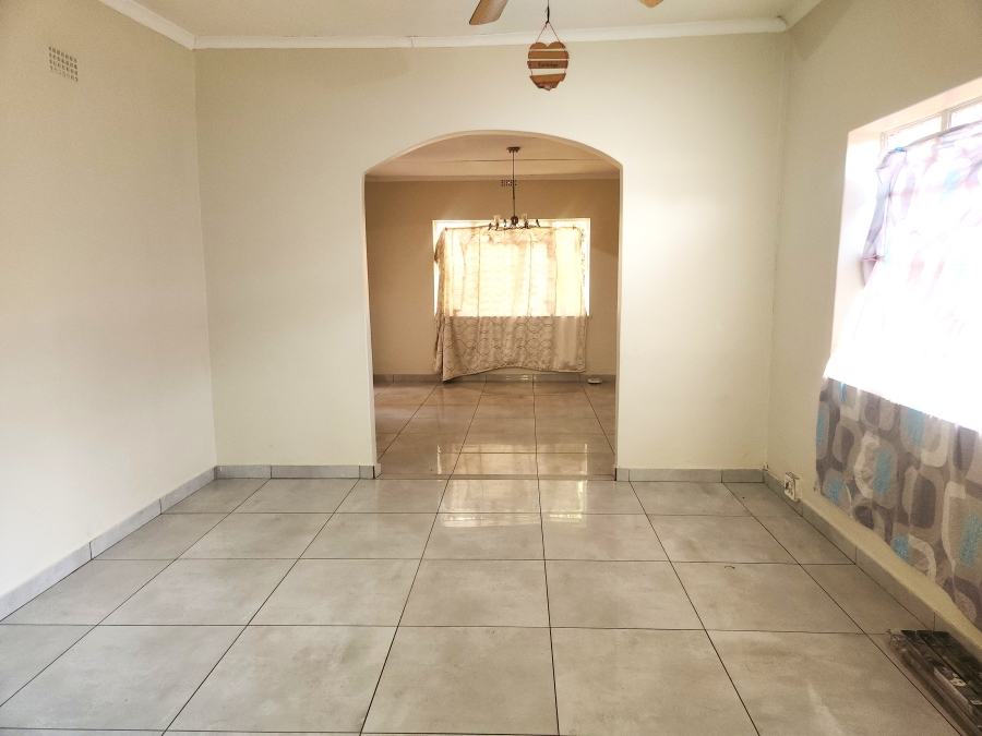 To Let 3 Bedroom Property for Rent in Kensington Gauteng