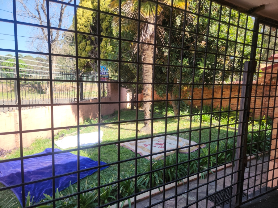 To Let 3 Bedroom Property for Rent in Kensington Gauteng