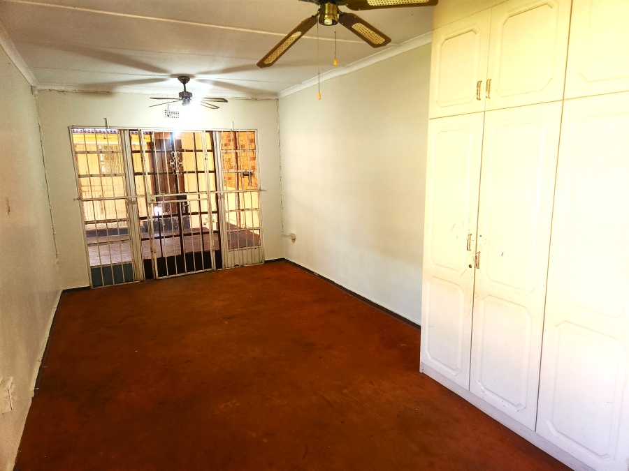 To Let 3 Bedroom Property for Rent in Kensington Gauteng