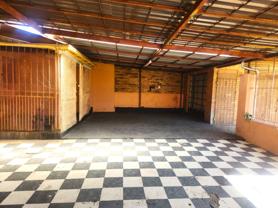 To Let 3 Bedroom Property for Rent in Kensington Gauteng