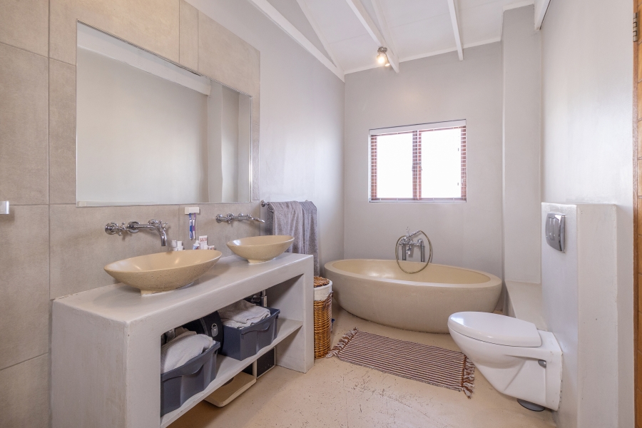 4 Bedroom Property for Sale in Rietvalleirand Gauteng