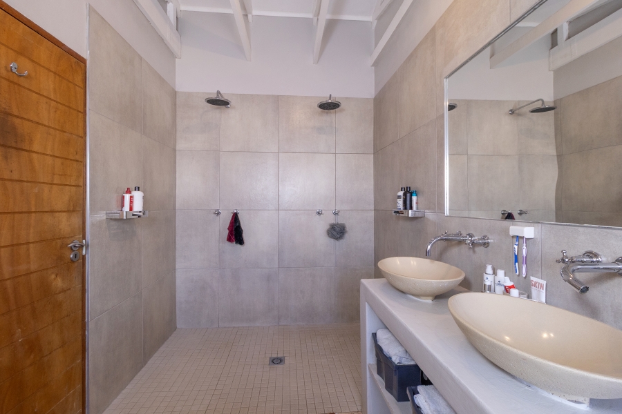 4 Bedroom Property for Sale in Rietvalleirand Gauteng