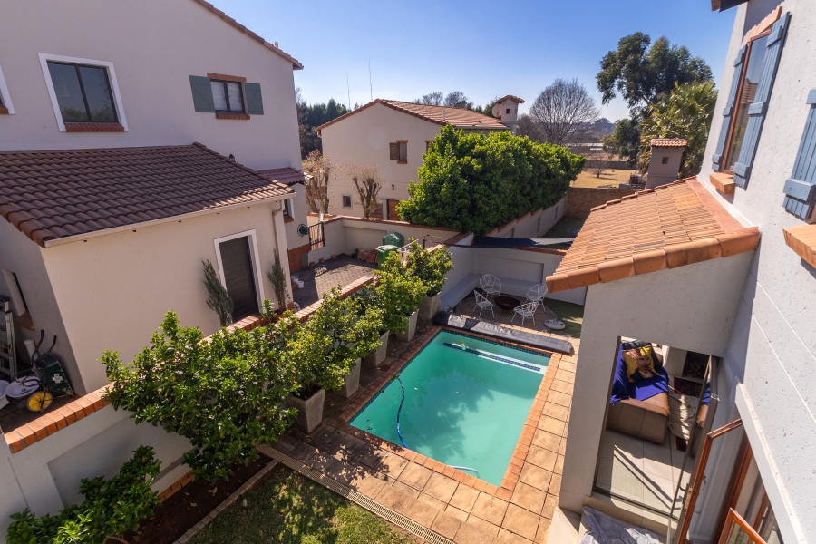 4 Bedroom Property for Sale in Rietvalleirand Gauteng